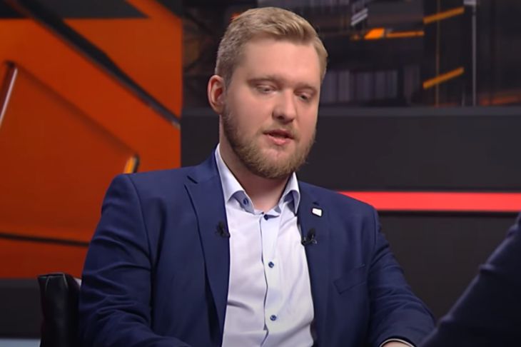 Нападавший на Азарёнка написал ему письмо из СИЗО Нападавший на Азарёнка написал ему письмо из СИЗО