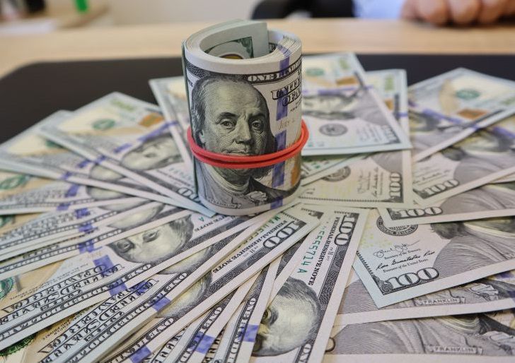 Беларусь получила от МВФ более 900 млн долларов доллар