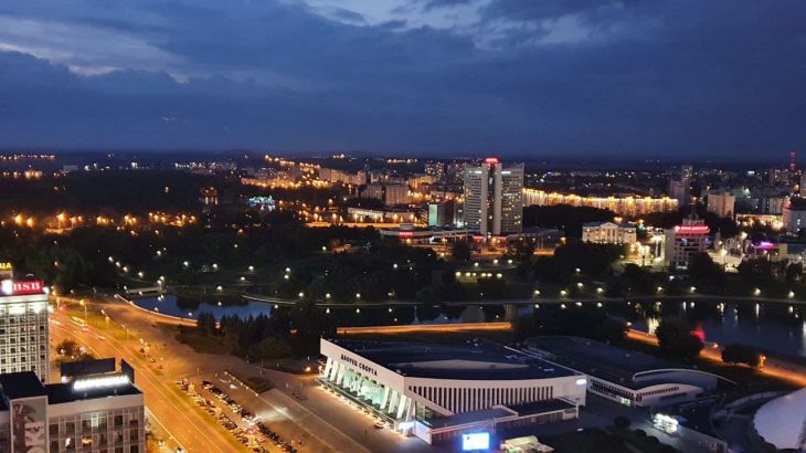 Новости сегодня: Лукашенко и Путин подпишут интеграцию в сентябре, сокращение штата посольства США в Беларуси и нововведения в школах Минск