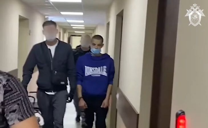 СК показал допрос отца, выбросившего 2-летнего сына из окна  