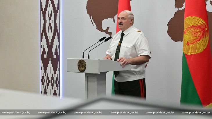 Если силовики щиты сложат и случится предательство по типу Украины. Лукашенко описал роль ВНС Лукашенко