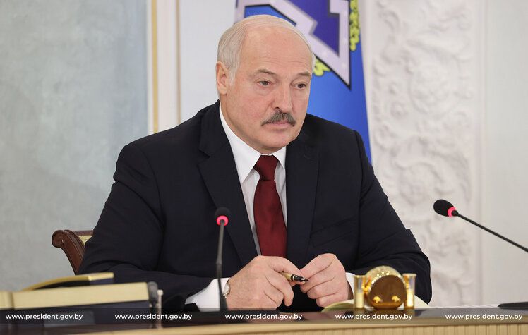 Лукашенко