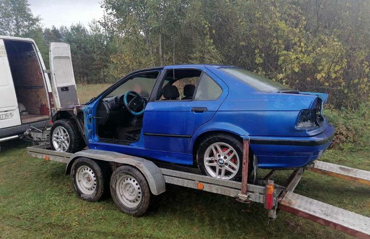 автомобиль