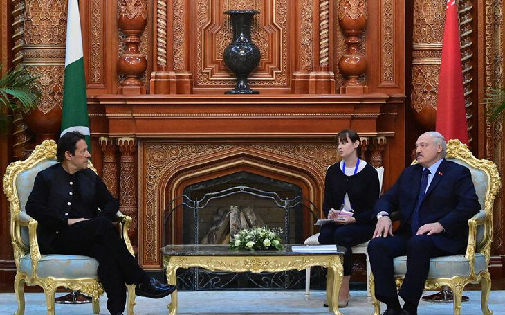 Лукашенко встретился с премьер-министром Пакистана Лукашенко и Хан