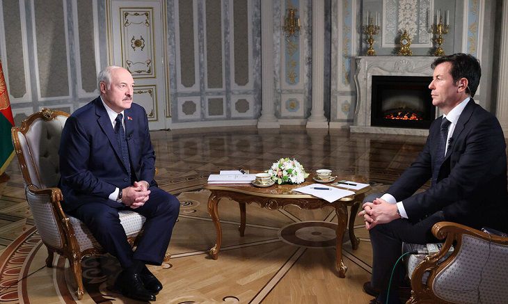 Лукашенко в интервью CNN: «Почему не принимаете людей, бегущих из стран, которые вы разорили?»