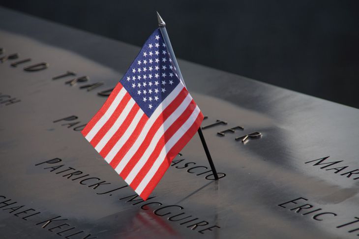 Теракт 9/11. Со дня трагедии прошло 20 лет Флаг Мемориал