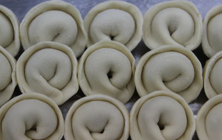 Зачем замачивать пельмени перед варкой: об этом не знают хозяйки Зачем замачивать пельмени перед варкой: об этом не знают хозяйки