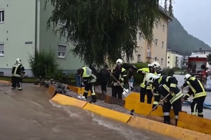 Спасатели Наводнение