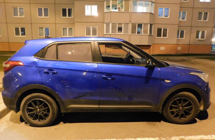 Житель Гомеля из ревности «избил» автомобиль соперника автомобиль