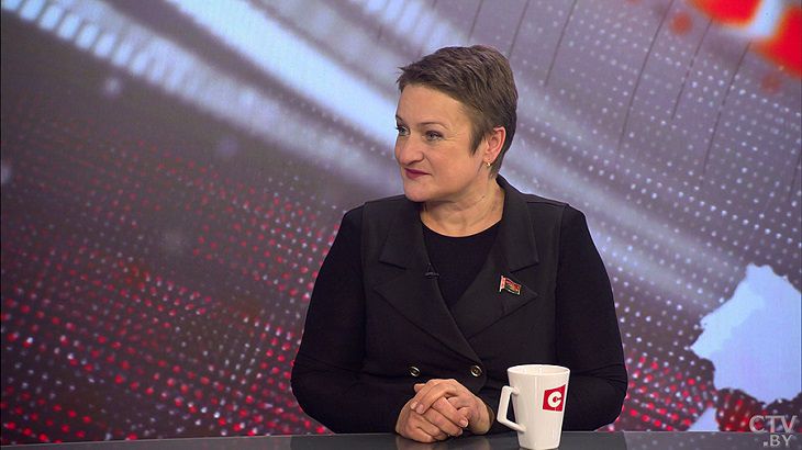 Белорусский депутат: в 5 лет ребенок сам себе уже может выбрать пол. Это неправильно депутат