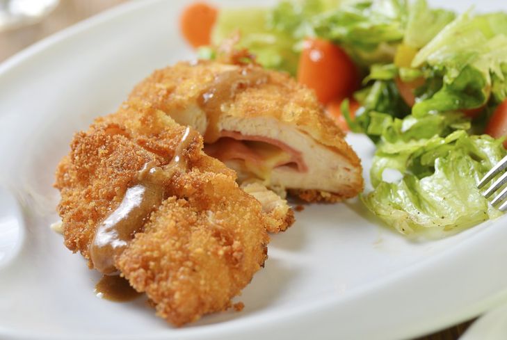 Рецепт сочных котлет, которые хочется сразу съесть, не отходя от плиты