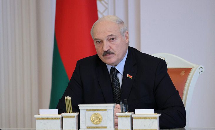 «Не НПО, НКО и прочая дрянь». Лукашенко предложил законодательно определить гражданское общество Александр Лукашенко