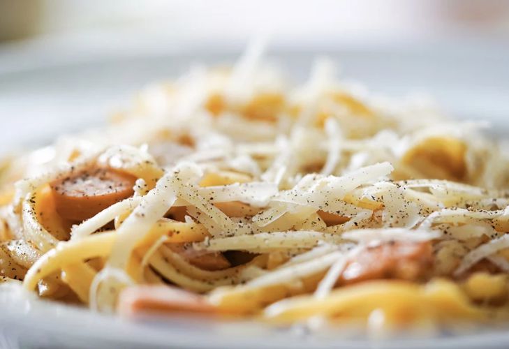 Как приготовить макароны с сыром, чтобы они не превратились в липкую массу: неизвестные хитрости макарон