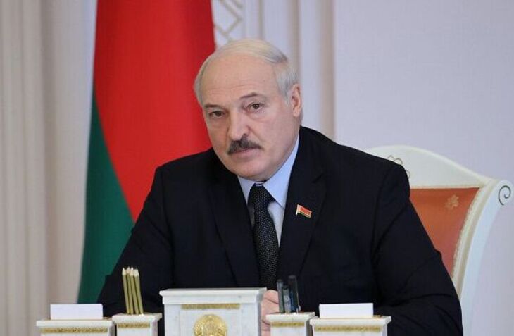Лукашенко рассказал, как Наталья Эйсмонт лечилась от COVID-19