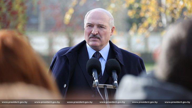 Лукашенко назвали ковид-диссидентом. Президент отреагировал Лукашенко