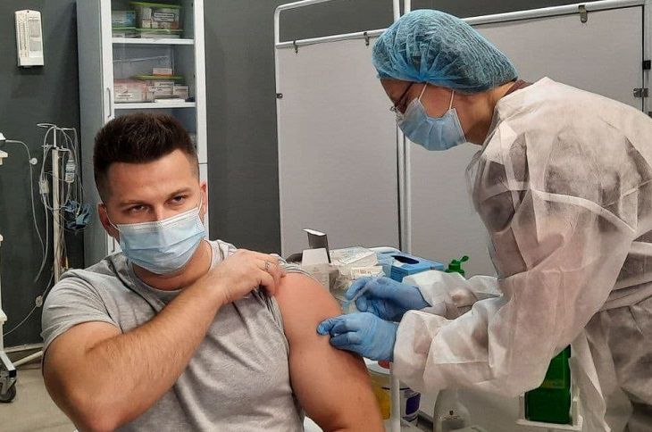 Почти 2,9 млн белорусов вакцинировались от коронавируса вакцинация