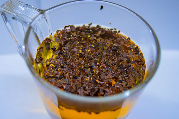 Зачем сажать лук с чайной заваркой: об этой хитрости не расскажет сосед заварка