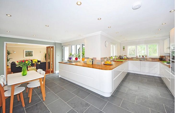 Как мгновенно отбелить плиточные швы на кухне: проще не придумаешь