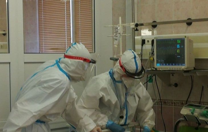 642 случая COVID-19 зарегистрировано в Беларуси за сутки врачи