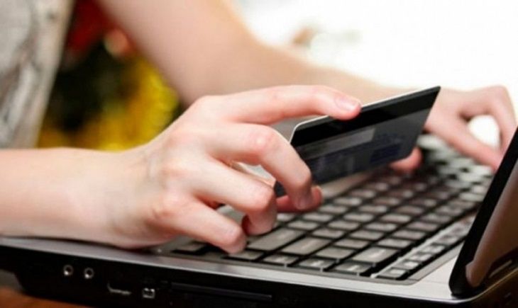 Думала, что мошенники, но все равно поверила: жительница Гродно лишилась 17 000 рублей после звонка «из банка» карточка