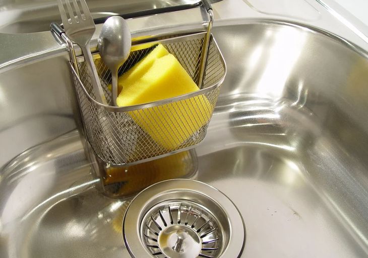 Как отполировать раковину на кухне до блеска, чтобы выглядела как новая: хитрый способ без химии