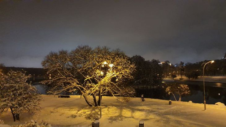 Новости сегодня: 1 618 случаев COVID-19 за сутки, назначена дата референдума по Конституции и подорожание питания в школах и детсадах Минск