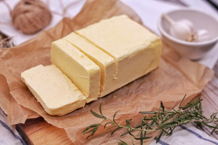 6 продуктов, которые могут заменить сливочное масло в готовке масло