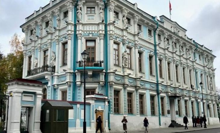 Консульский отдел посольства Беларуси в России ограничил прием граждан из-за COVID-19 посольство