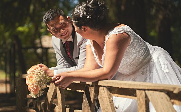 Мужчина контролирует девушку: 5 вещей, по которым можно понять Мужчина контролирует девушку: 5 вещей, по которым можно понять