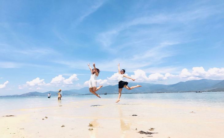 Брак не нужен: 4 типа женщин, которые выбирают одиночество Брак не нужен: 4 типа женщин, которые выбирают одиночество