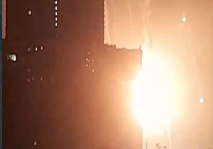 По Киеву ночью нанесен ракетный удар дом