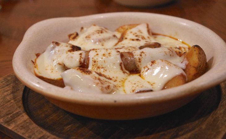 Что добавить в кастрюлю, чтобы картошка приготовилась сытнее мяса: попробуете и будете так делать всегда