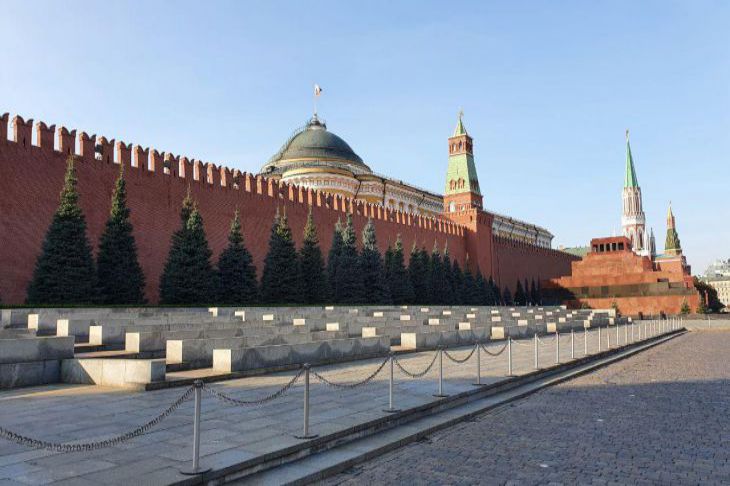 Песков предложил новый термин: не фейк-ньюс, а Блумберг-ньюс Красная площадь Кремль