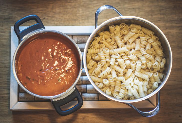 Как приготовить сырную подливу для макарон: секрет, который оценят все домочадцы