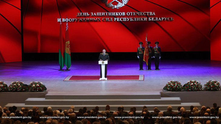 В день 23 февраля Лукашенко обратился к белорусскому народу Лукашенко