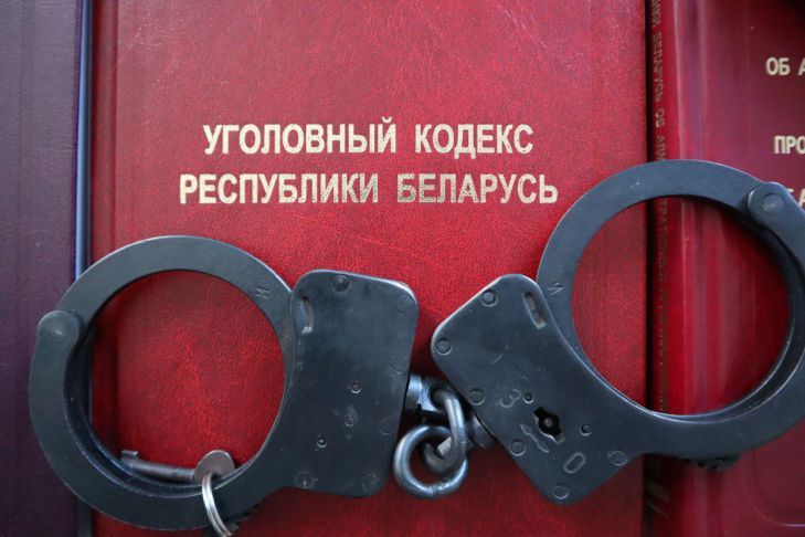 Житель Могилева убил горшком мужчину наручники