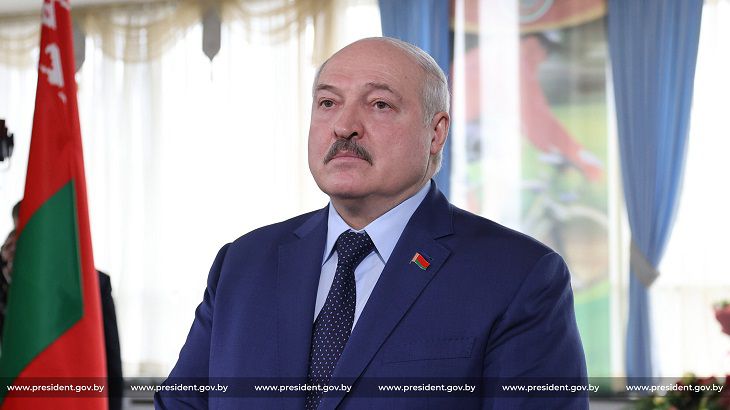 Лукашенко заявил: Беларусь и далее не планирует участвовать в спецоперации в Украине Лукашенко