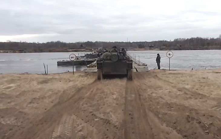 Песков назвал отвод войск из Киевской области жестом доброй воли России техника