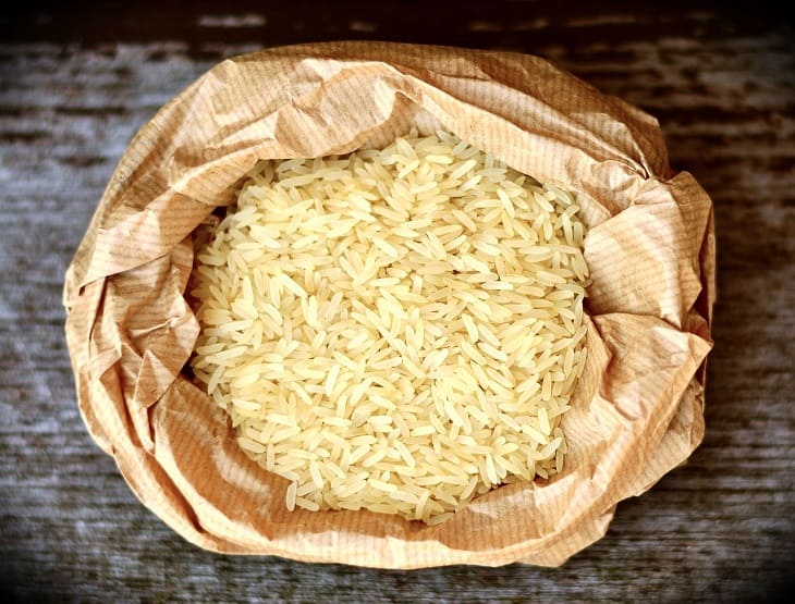 Как приготовить рис, чтобы он не горел и не слипался: универсальный способ