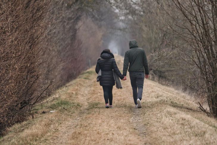 Совместимость по гороскопу: 5 пар зодиака, которые создают крепкие и счастливые семьи пара