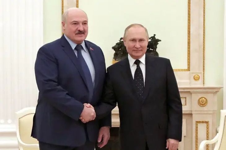 Лукашенко прилетел в Сочи на переговоры с Путиным Лукашенко