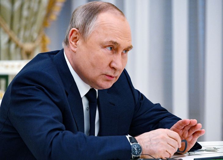 Владимир Путин: как и в 1945 году, победа будет за нами Путин