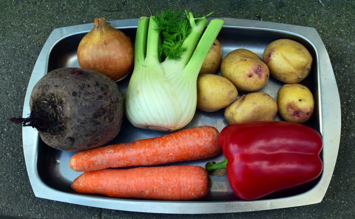 Недорогая овощная закуска: на следующий день становится только лучше