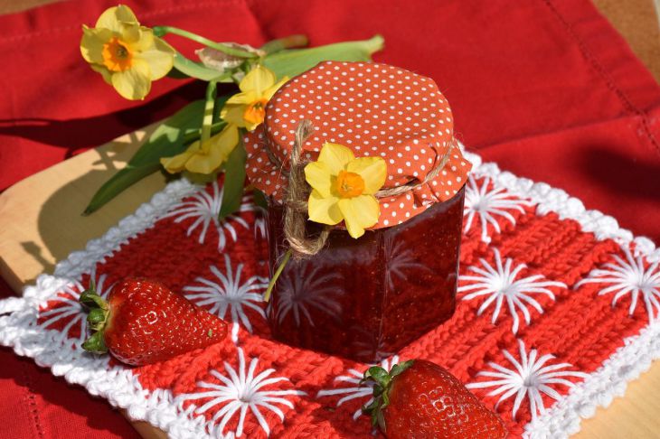 Как сохранить клубнику свежей на зиму: рецепт без варки и заморозки