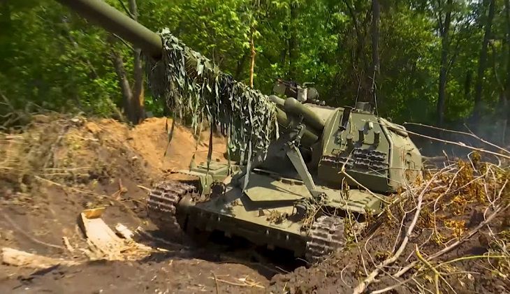 Погибли 5, ранены 20 человек. ДНР подверглась обстрелу военные