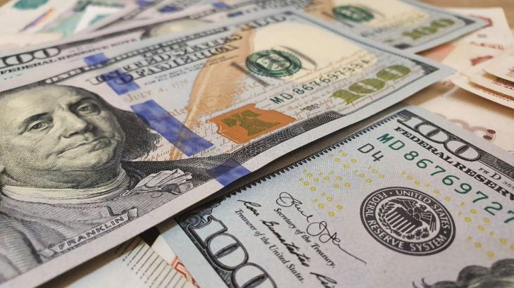 Курс доллара на Мосбирже упал до 53,84 рубля впервые с июня 2015 года доллар