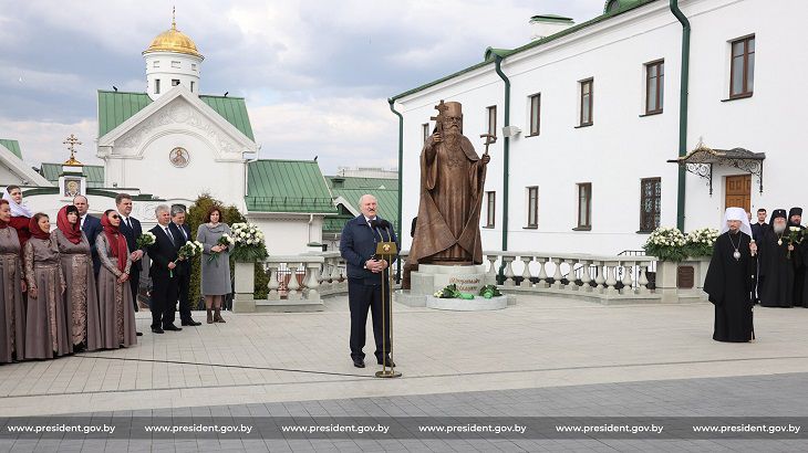 Лукашенко назвал нравственный ориентир для верующих
