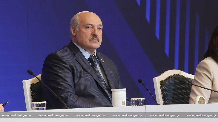 Лукашенко предлагал 7 направлений вывоза зерна из Украины Лукашенко