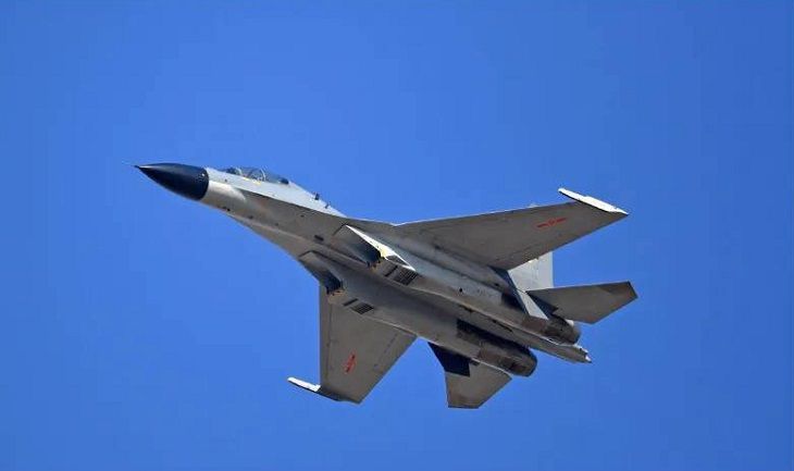 29 военных самолетов Китая вошли в зону ПВО Тайваня самолет