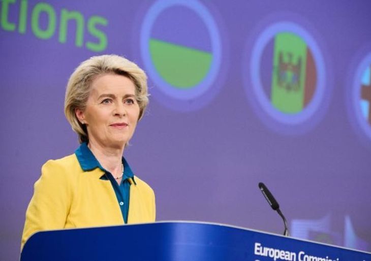 Фон дер Ляйен